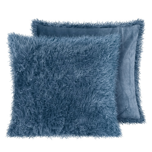 Combo Cobija Fluffy + 2 Cojines Fluffy 55x55 + Cojín Fluffy 30x60